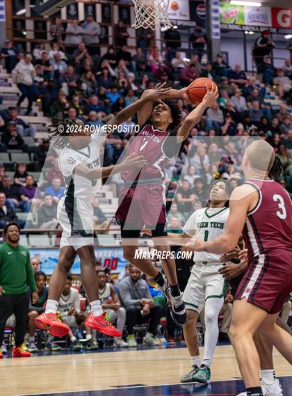 Thumbnail 2 in Kingston vs Green Tech (NYSPHSAA Class AAA Semifinal) photogallery.