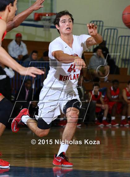 Thumbnail 3 in Harvard-Westlake vs. La Salle (El Segundo Tournament) photogallery.