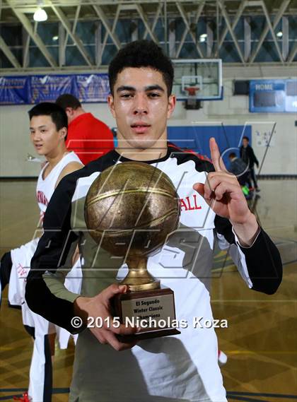 Thumbnail 3 in Harvard-Westlake vs. La Salle (El Segundo Tournament) photogallery.