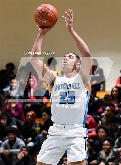 Thumbnail 2 in Wise vs  Eleanor Roosevelt (MPSSAA 4A Quarterfinal) photogallery.