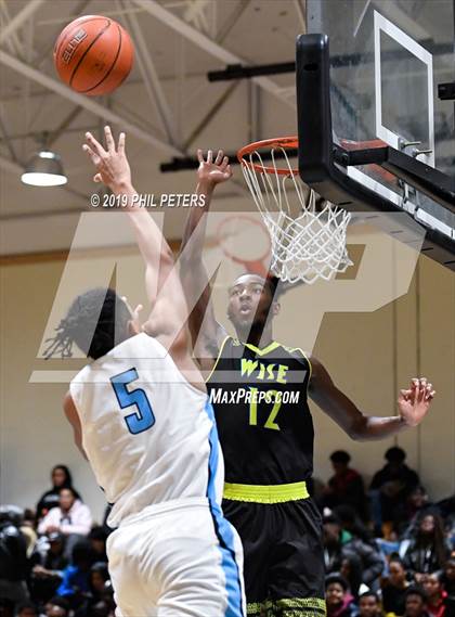 Thumbnail 2 in Wise vs  Eleanor Roosevelt (MPSSAA 4A Quarterfinal) photogallery.