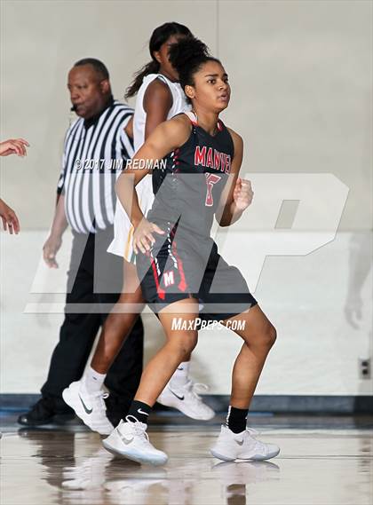 Thumbnail 2 in Manvel vs. Cypress Falls (McDonald's Texas Invitational) photogallery.