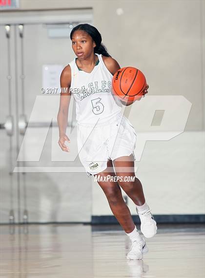 Thumbnail 1 in Manvel vs. Cypress Falls (McDonald's Texas Invitational) photogallery.