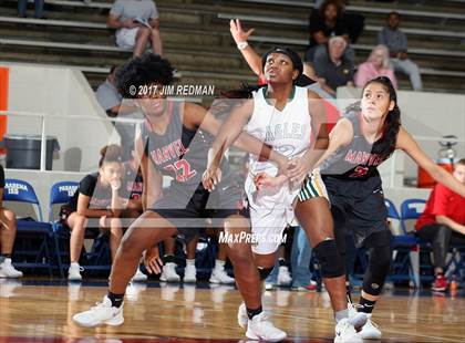 Thumbnail 3 in Manvel vs. Cypress Falls (McDonald's Texas Invitational) photogallery.