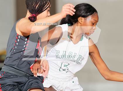 Thumbnail 2 in Manvel vs. Cypress Falls (McDonald's Texas Invitational) photogallery.