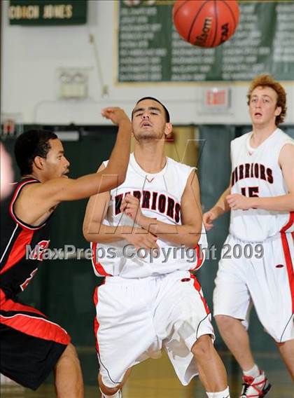 Thumbnail 2 in Cordova vs. Galt (Jack Scott Tournamnet) photogallery.