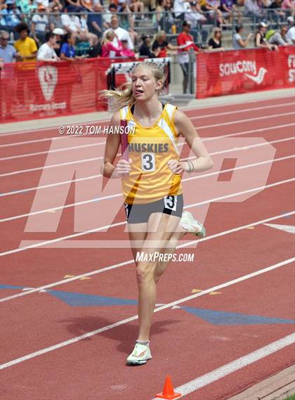 Thumbnail 3 in CHSAA 4A Championships (4x800 Meter Relay) photogallery.