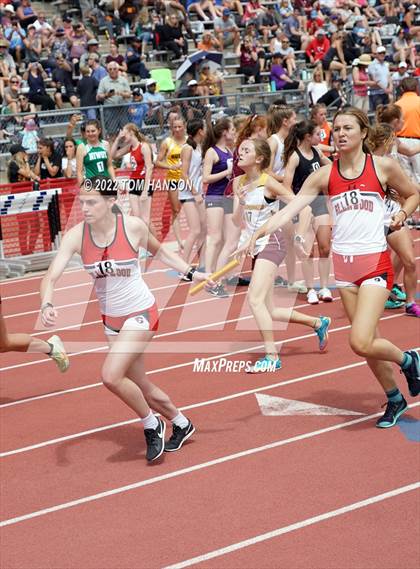 Thumbnail 2 in CHSAA 4A Championships (4x800 Meter Relay) photogallery.