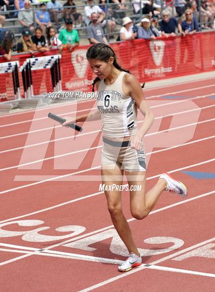 Thumbnail 2 in CHSAA 4A Championships (4x800 Meter Relay) photogallery.
