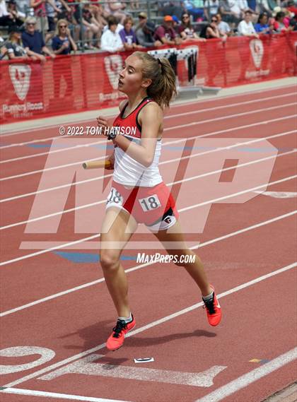 Thumbnail 2 in CHSAA 4A Championships (4x800 Meter Relay) photogallery.