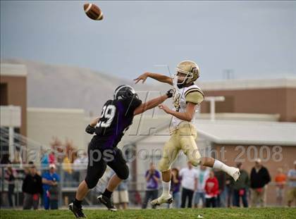 Thumbnail 3 in Davis @ Riverton photogallery.