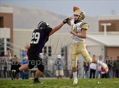 Thumbnail 2 in Davis @ Riverton photogallery.