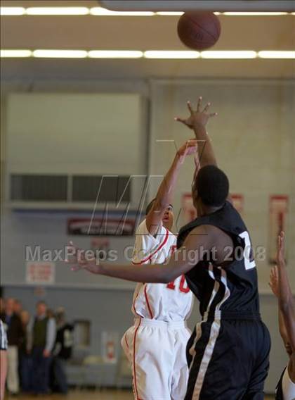 Thumbnail 2 in Jesuit vs. Johnson (Cordova Christmas Classic) photogallery.
