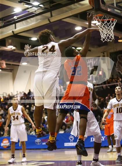 Thumbnail 3 in Christ the King vs St. Raymond (SNY Invitational) photogallery.