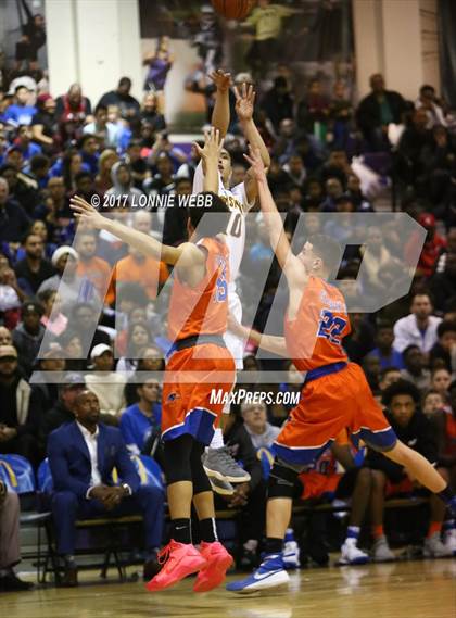 Thumbnail 1 in Christ the King vs St. Raymond (SNY Invitational) photogallery.