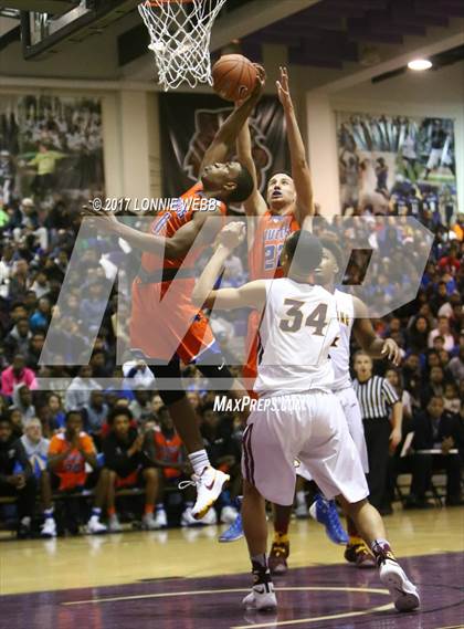 Thumbnail 1 in Christ the King vs St. Raymond (SNY Invitational) photogallery.