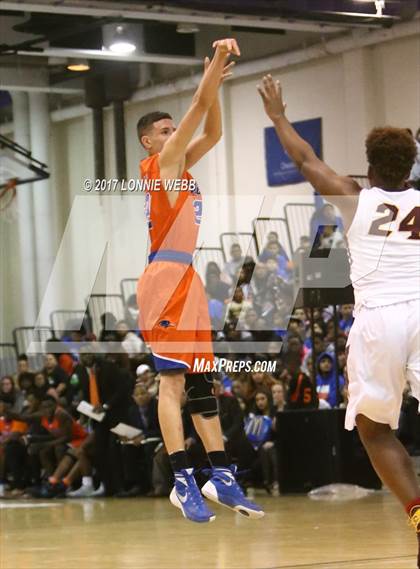 Thumbnail 2 in Christ the King vs St. Raymond (SNY Invitational) photogallery.