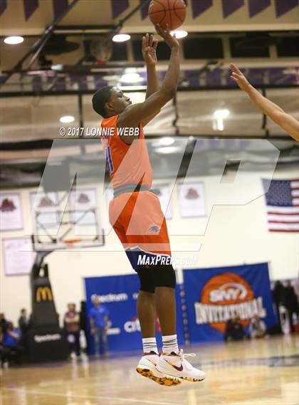 Thumbnail 3 in Christ the King vs St. Raymond (SNY Invitational) photogallery.