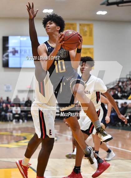 Thumbnail 2 in St. John Bosco vs. Etiwanda (The Classic at Damien) photogallery.