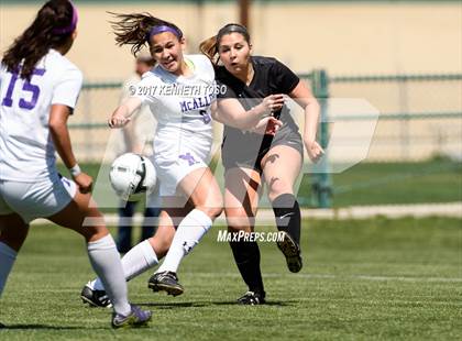 Thumbnail 1 in Vandegrift vs. McAllen (UIL 6A Regional Semifinal) photogallery.