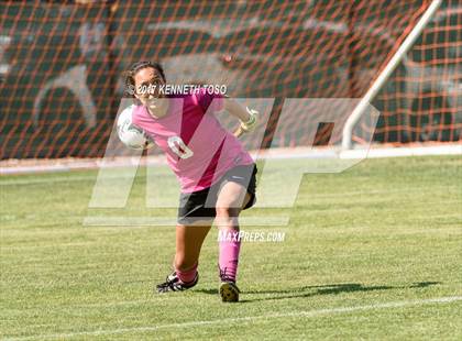 Thumbnail 3 in Vandegrift vs. McAllen (UIL 6A Regional Semifinal) photogallery.