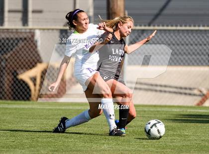 Thumbnail 2 in Vandegrift vs. McAllen (UIL 6A Regional Semifinal) photogallery.