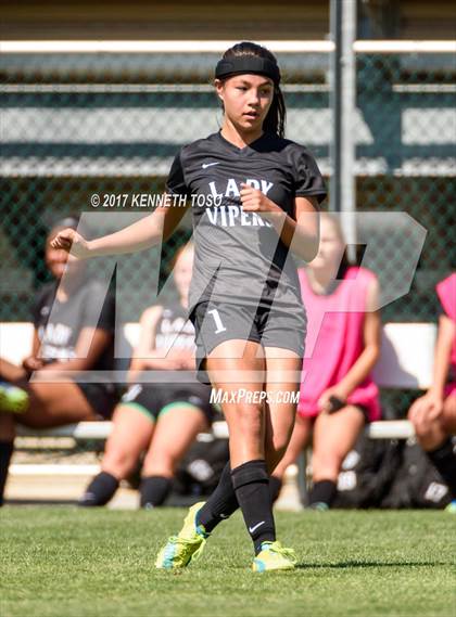 Thumbnail 2 in Vandegrift vs. McAllen (UIL 6A Regional Semifinal) photogallery.