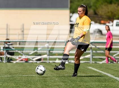 Thumbnail 1 in Vandegrift vs. McAllen (UIL 6A Regional Semifinal) photogallery.