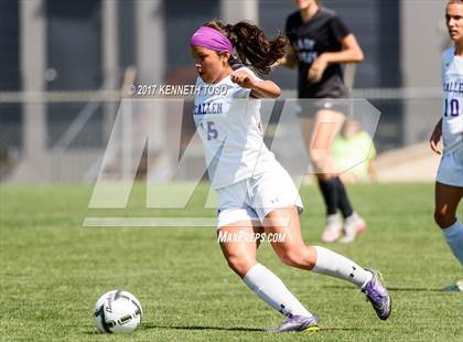 Thumbnail 2 in Vandegrift vs. McAllen (UIL 6A Regional Semifinal) photogallery.