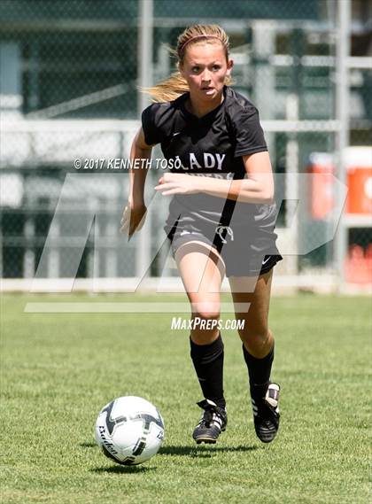 Thumbnail 2 in Vandegrift vs. McAllen (UIL 6A Regional Semifinal) photogallery.