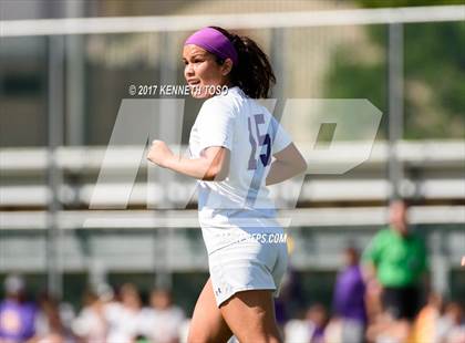 Thumbnail 1 in Vandegrift vs. McAllen (UIL 6A Regional Semifinal) photogallery.