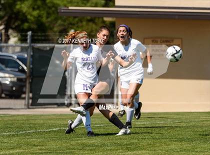 Thumbnail 3 in Vandegrift vs. McAllen (UIL 6A Regional Semifinal) photogallery.