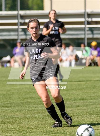 Thumbnail 3 in Vandegrift vs. McAllen (UIL 6A Regional Semifinal) photogallery.