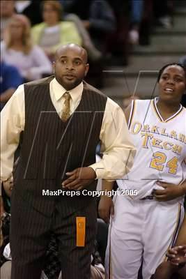 Thumbnail 1 in Canyon Springs vs. Oakland Tech (State D1 Final) #1 photogallery.