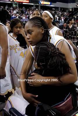 Thumbnail 2 in Canyon Springs vs. Oakland Tech (State D1 Final) #1 photogallery.