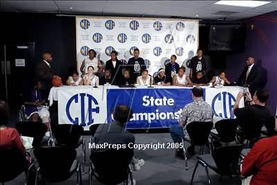 Thumbnail 3 in Canyon Springs vs. Oakland Tech (State D1 Final) #1 photogallery.