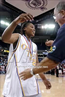 Thumbnail 2 in Canyon Springs vs. Oakland Tech (State D1 Final) #1 photogallery.