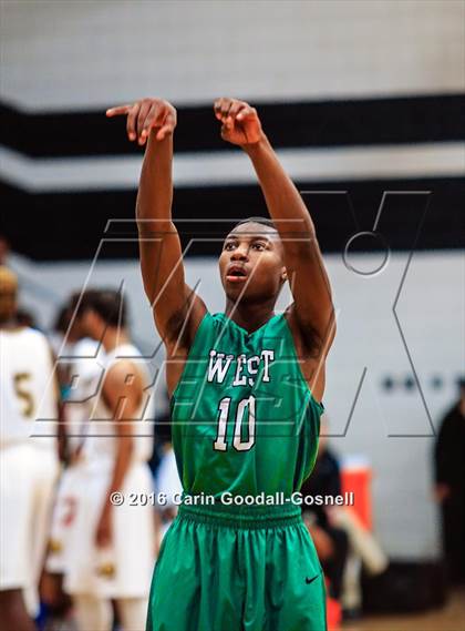 Thumbnail 1 in West Brunswick @ Havelock (NCHSAA Round 3 Playoff) photogallery.