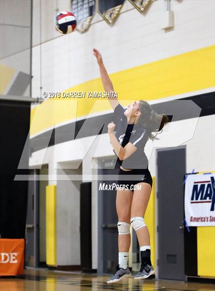 Thumbnail 1 in Aptos vs. Soquel (CIF CCS D3 Final) photogallery.
