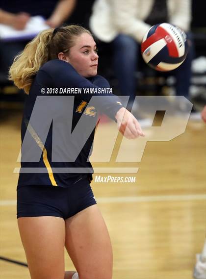 Thumbnail 3 in Aptos vs. Soquel (CIF CCS D3 Final) photogallery.