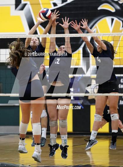 Thumbnail 3 in Aptos vs. Soquel (CIF CCS D3 Final) photogallery.