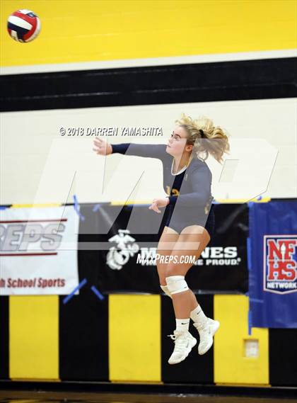 Thumbnail 3 in Aptos vs. Soquel (CIF CCS D3 Final) photogallery.