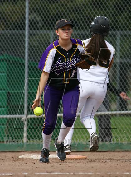Thumbnail 1 in Granada vs. Amador Valley (Queen of the Mountain) photogallery.