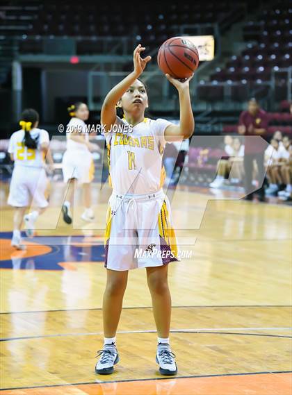 Thumbnail 2 in Rock Point vs. Mogollon  (AIA 1A Semifinal) photogallery.
