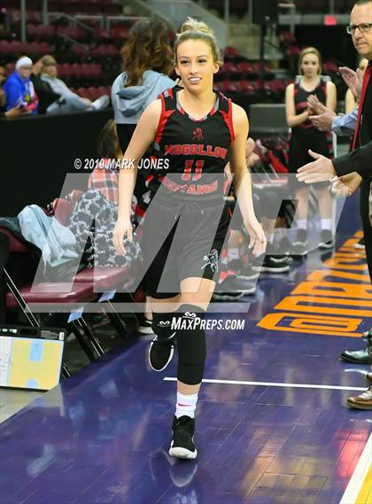 Thumbnail 1 in Rock Point vs. Mogollon  (AIA 1A Semifinal) photogallery.