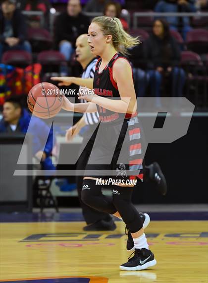 Thumbnail 1 in Rock Point vs. Mogollon  (AIA 1A Semifinal) photogallery.