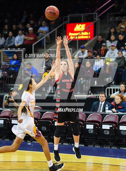 Thumbnail 2 in Rock Point vs. Mogollon  (AIA 1A Semifinal) photogallery.