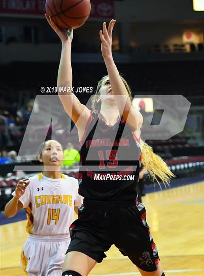 Thumbnail 3 in Rock Point vs. Mogollon  (AIA 1A Semifinal) photogallery.