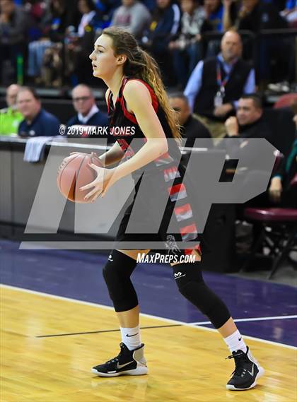 Thumbnail 3 in Rock Point vs. Mogollon  (AIA 1A Semifinal) photogallery.