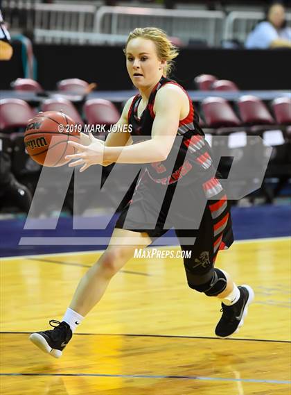 Thumbnail 3 in Rock Point vs. Mogollon  (AIA 1A Semifinal) photogallery.